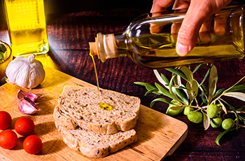 Olive Oil Tasting and Quality Guidance